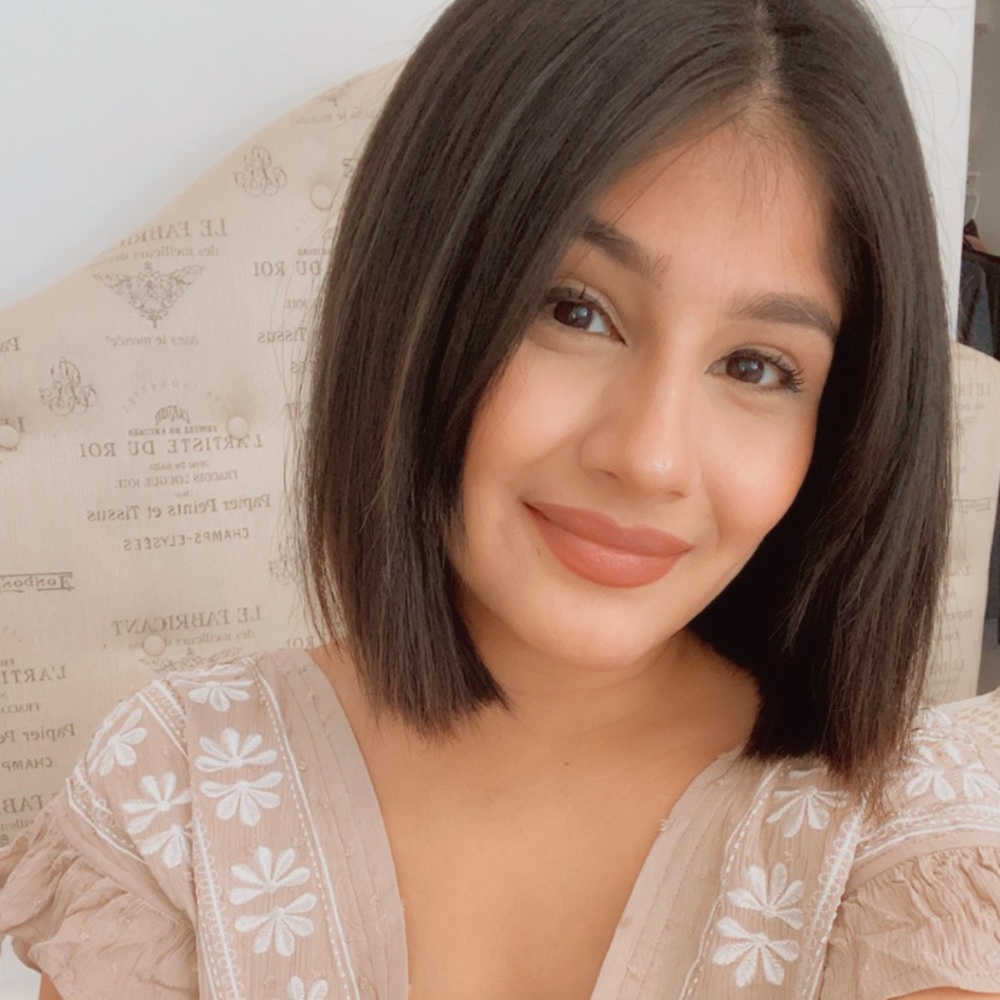 Meet your Posher, Anaiz